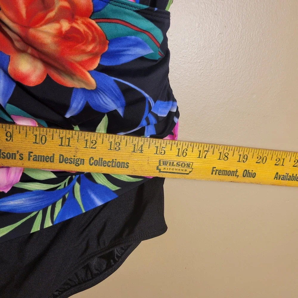 Floral Wrap Front‎ One Piece Swimsuit Black Pink Tropical Ruched V-Neck Medium